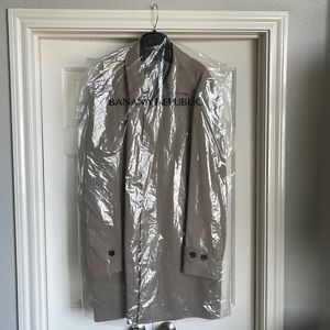 Never worn brand new without tags banana republic trench, coat size large